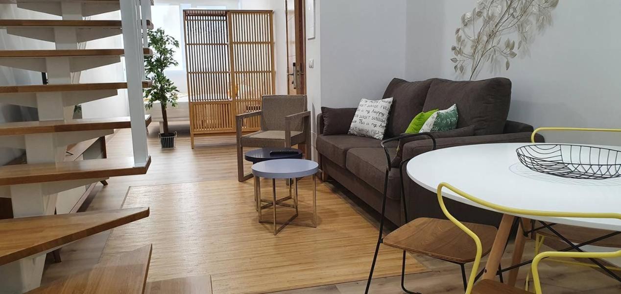 Apartamentos Antares 3 Milladoiro Eksteriør bilde