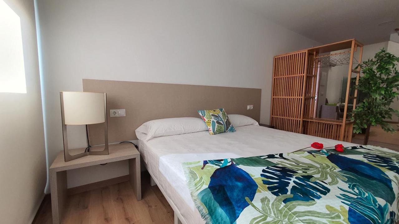 Apartamentos Antares 3 Milladoiro Eksteriør bilde